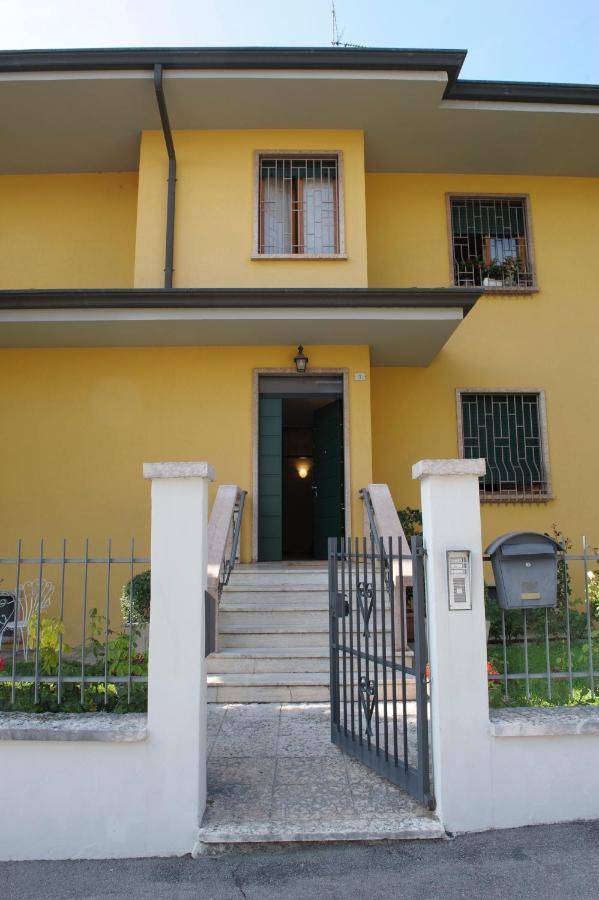 Casa Betty Apartman Peschiera del Garda Kültér fotó
